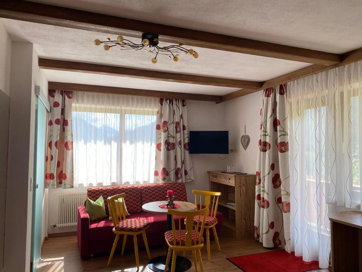 Haus Alpina Apartment Haeselgehr ภายนอก รูปภาพ