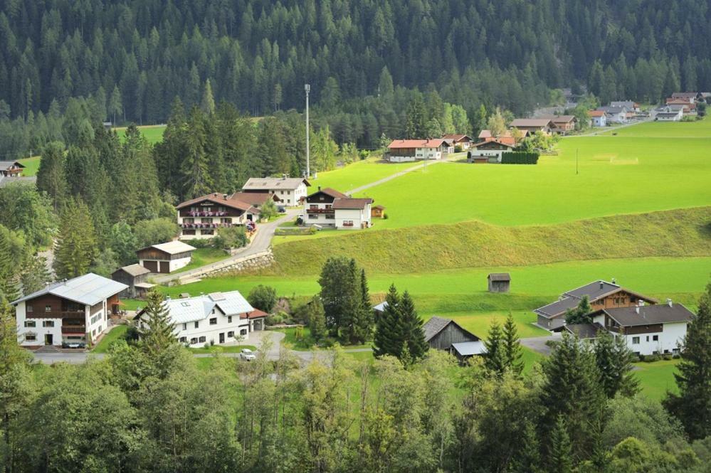 Haus Alpina Apartment Haeselgehr ภายนอก รูปภาพ