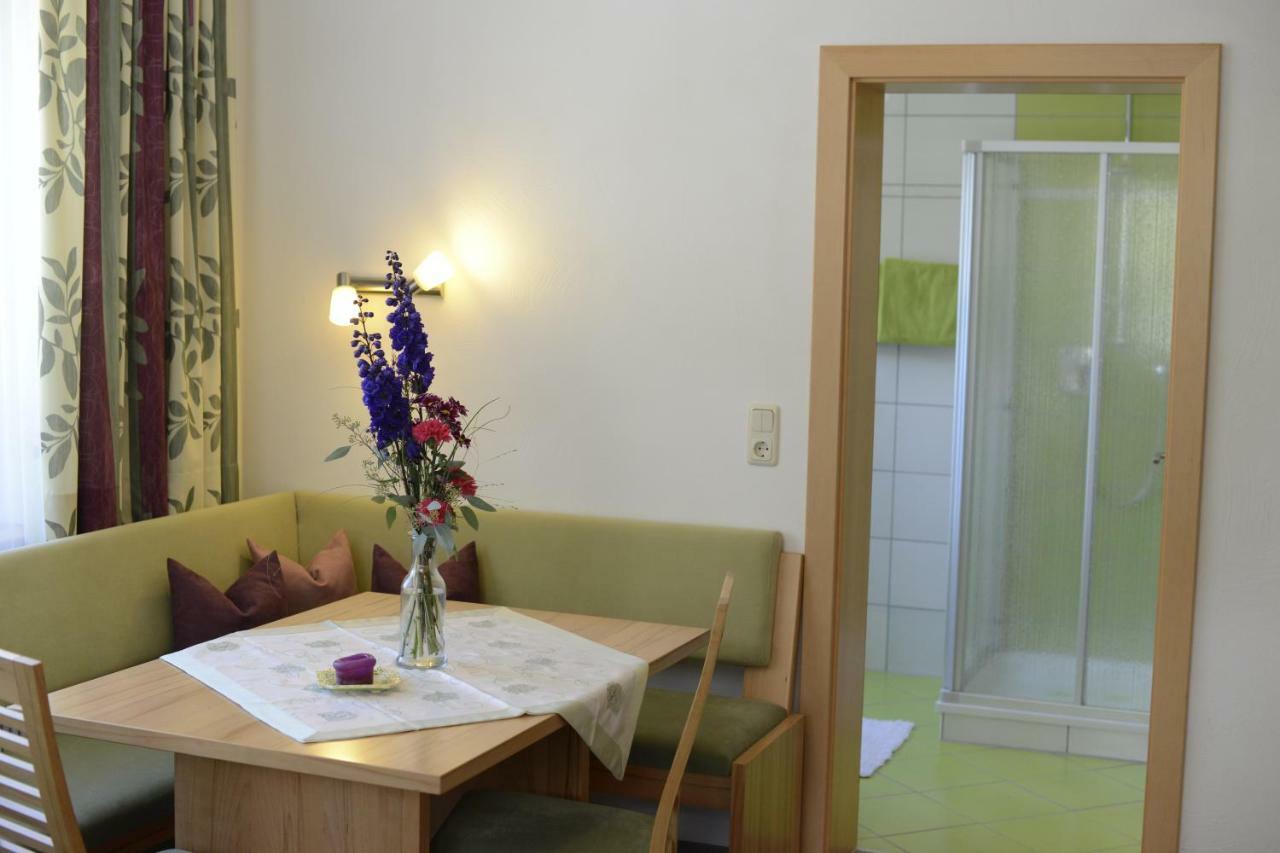 Haus Alpina Apartment Haeselgehr ภายนอก รูปภาพ